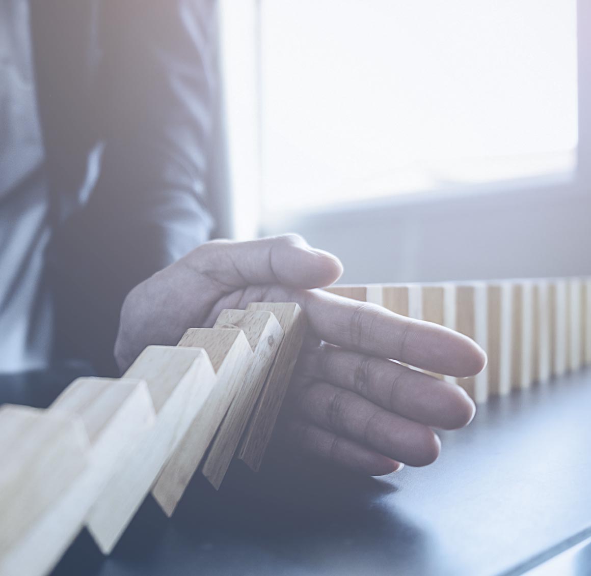 main-services_blue-ish Stop Risks